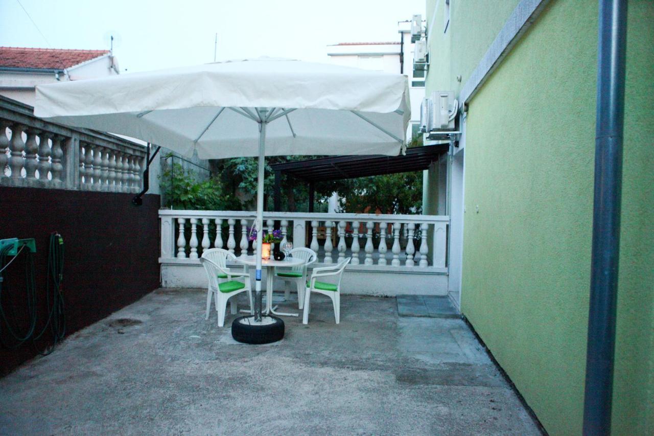 Ana Lovetovo Vodice Exterior foto