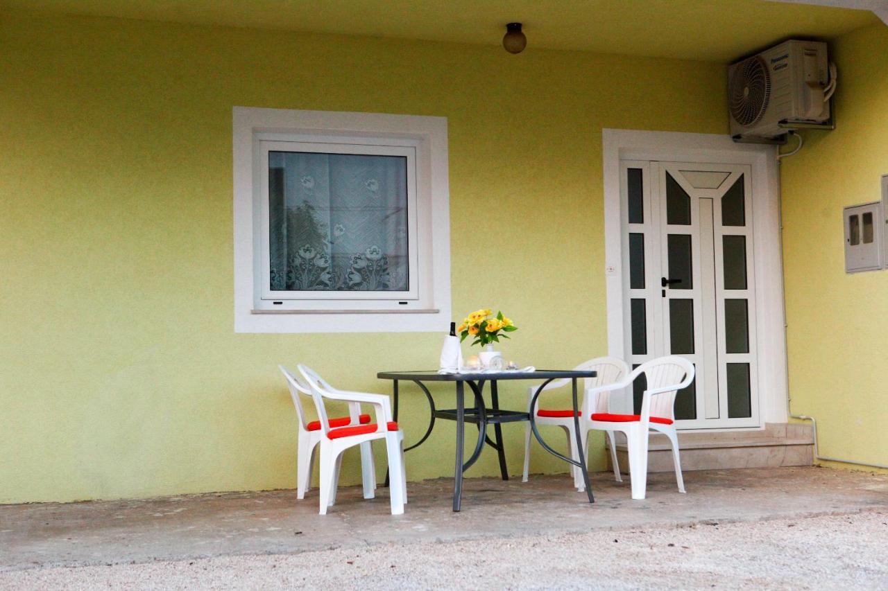 Ana Lovetovo Vodice Exterior foto
